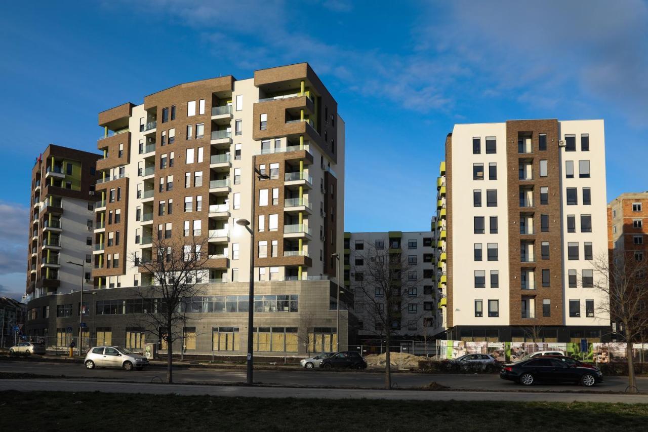 Apartment Promenada Avenija Novi Sad Exterior photo