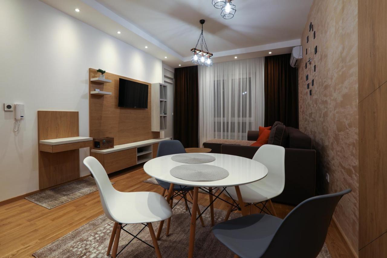 Apartment Promenada Avenija Novi Sad Exterior photo